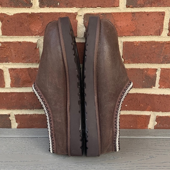 UGG Tasman Men's Leather Slipper - Picture 7 of 12